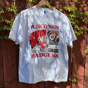 Vintage Wisconsin Badgers Rose Bowl tshirt